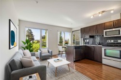 308-1405 Esquimalt Rd  Esquimalt, BC V9A 0A4