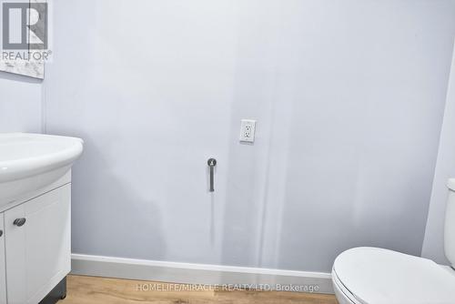 100 West 3Rd Street, Hamilton, ON - Indoor Photo Showing Bathroom