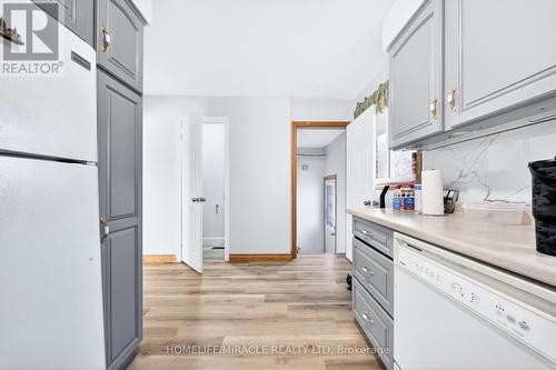 100 West 3Rd Street, Hamilton, ON - Indoor Photo Showing Kitchen