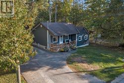 16 PARKHILL DRIVE  Kawartha Lakes (Fenelon Falls), ON K0M 1N0