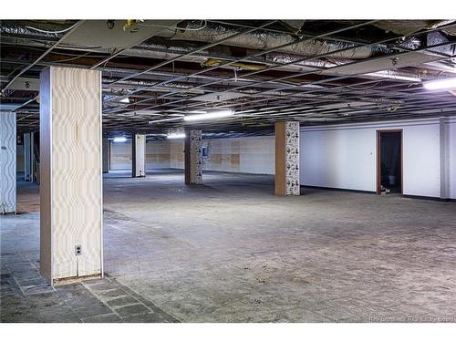 159 Main St, Bathurst, NB 