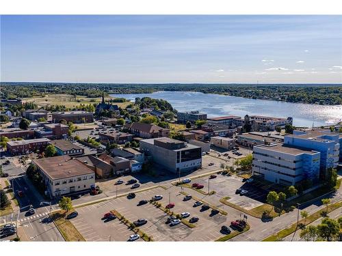 159 Main St, Bathurst, NB 