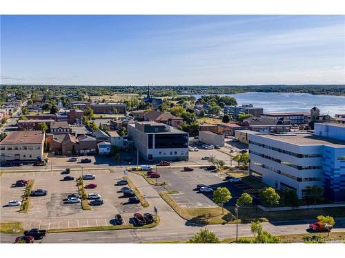 159 Main St, Bathurst, NB 