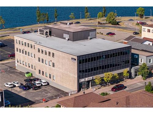 159 Main St, Bathurst, NB 