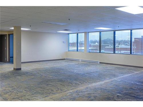 159 Main St, Bathurst, NB 