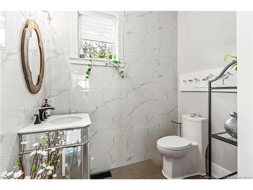 30 Harvest Crt, Fredericton, NB 