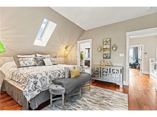 30 Harvest Crt, Fredericton, NB 