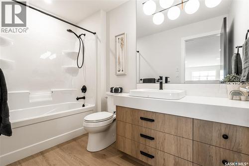 415 Sharma Crescent, Saskatoon, SK - Indoor Photo Showing Bathroom