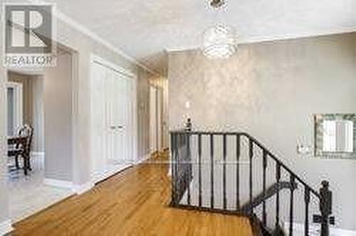 10 Cutting Crescent, King, ON - Indoor Photo Showing Other Room