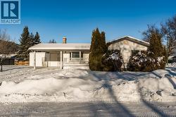 4574 VALLEY CRESCENT  Prince George, BC V2M 5M1