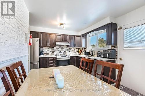 3800 Wyewood Road, Mississauga, ON - Indoor Photo Showing Dining Room