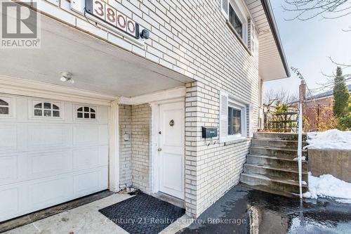 3800 Wyewood Road, Mississauga, ON - Outdoor