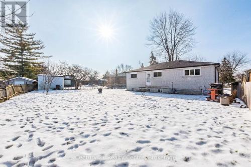 3800 Wyewood Road, Mississauga, ON - Outdoor