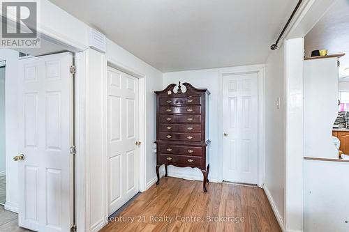 3800 Wyewood Road, Mississauga, ON - Indoor Photo Showing Other Room