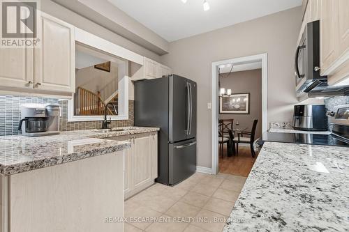 5316 Dryden Avenue, Burlington, ON - Indoor Photo Showing Kitchen
