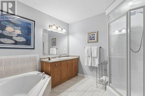 5316 Dryden Avenue, Burlington, ON - Indoor Photo Showing Bathroom