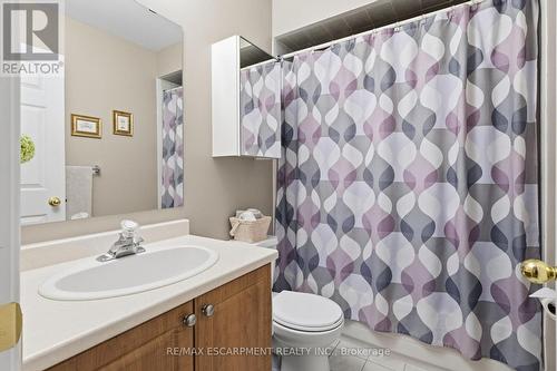 5316 Dryden Avenue, Burlington, ON - Indoor Photo Showing Bathroom