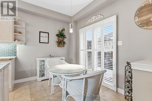 5316 Dryden Avenue, Burlington, ON - Indoor Photo Showing Dining Room