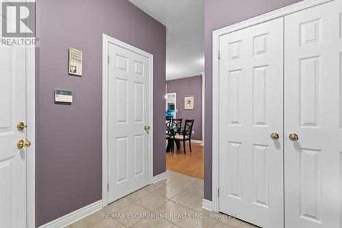 5316 Dryden Avenue, Burlington, ON - Indoor Photo Showing Other Room
