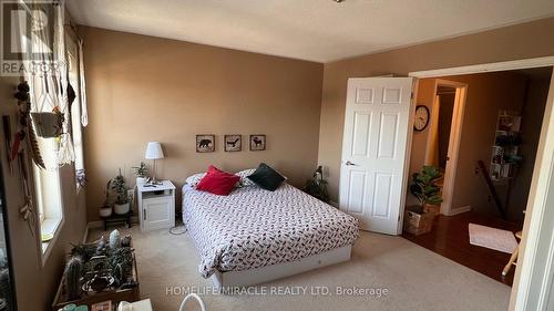 1175 Mcdowell Crescent, Milton, ON - Indoor Photo Showing Bedroom