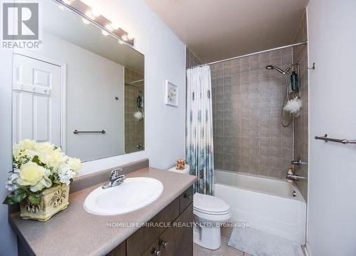 1175 Mcdowell Crescent, Milton, ON - Indoor Photo Showing Bathroom