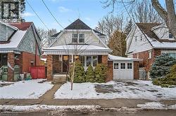 39 N HADDON Avenue N  Hamilton, ON L8S 4A2