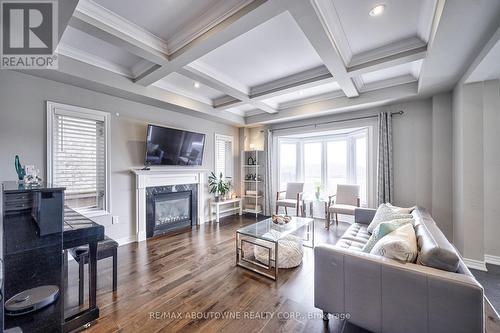 195 Greti Drive, Hamilton, ON - Indoor Photo Showing Living Room With Fireplace