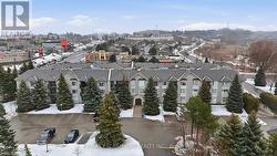 302 - 990 GOLF LINKS ROAD  Hamilton, ON L9K 1J8