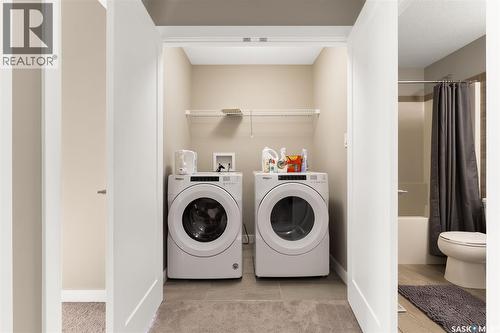 4233 E Keller Avenue, Regina, SK - Indoor Photo Showing Laundry Room