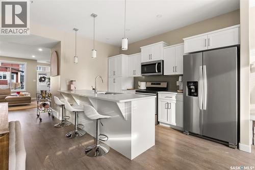 4233 E Keller Avenue, Regina, SK - Indoor Photo Showing Kitchen With Stainless Steel Kitchen With Upgraded Kitchen