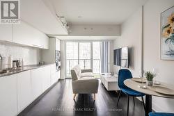 #1302 - 955 BAY STREET  Toronto, ON M5S 2A2