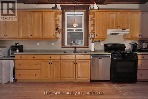 3410 Perth Rd 163 Road, West Perth (Fullarton), ON - Indoor Photo Showing Kitchen With Double Sink