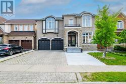4 FRESHSPRING DRIVE  Brampton (Sandringham-Wellington), ON L6R 3H6