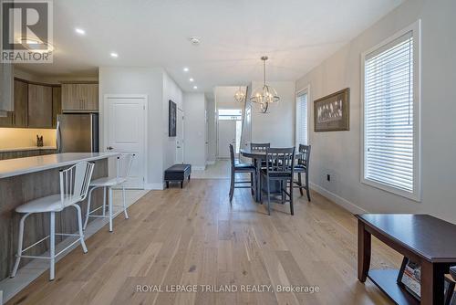 2467 Irish Moss Road, London South (South U), ON - Indoor