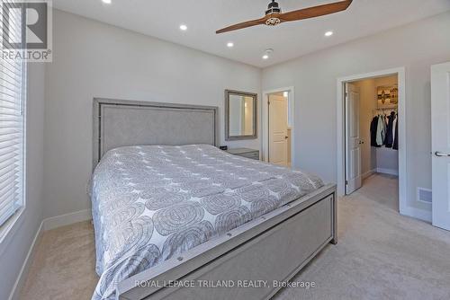 2467 Irish Moss Road, London South (South U), ON - Indoor Photo Showing Bedroom