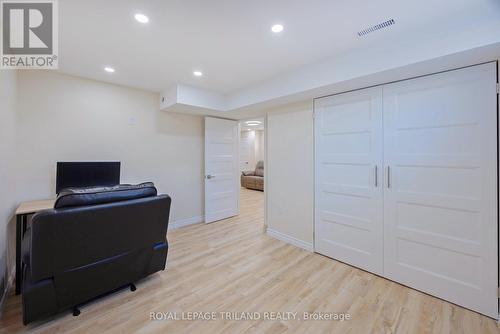 2467 Irish Moss Road, London South (South U), ON - Indoor Photo Showing Other Room