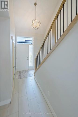 2467 Irish Moss Road, London South (South U), ON - Indoor Photo Showing Other Room