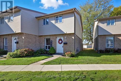 16 - 821 SOUTHDALE ROAD E  London South (South Y), ON N6E 1V7