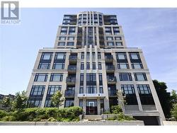 102 - 75 CLEARY AVENUE  Ottawa, ON K2A 1R8