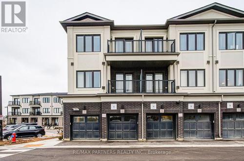 152 Matawin Lane, Richmond Hill, ON - Outdoor With Balcony With Facade
