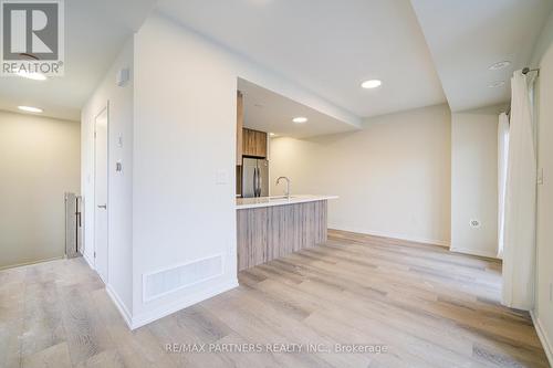 152 Matawin Lane, Richmond Hill, ON - Indoor