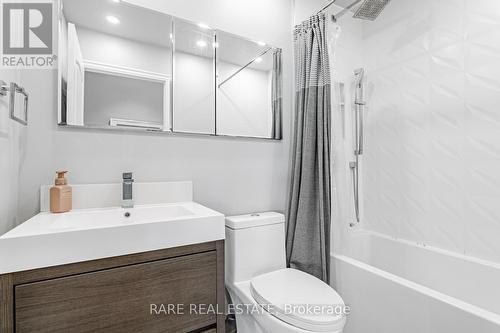 703 - 2119 Lake Shore Boulevard W, Toronto, ON - Indoor Photo Showing Bathroom
