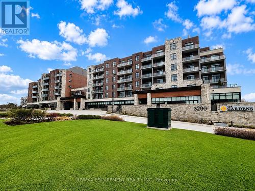 309 - 3290 NEW STREET  Burlington, ON L7N 1M8