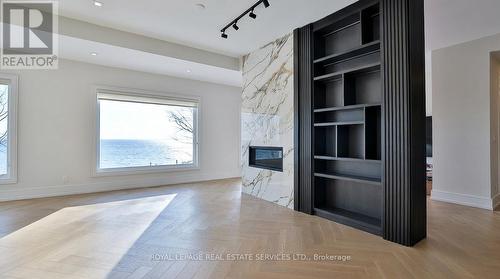 100 Appleby Place, Burlington, ON - Indoor With Fireplace