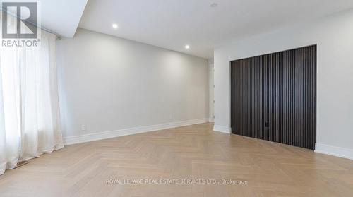 100 Appleby Place, Burlington, ON - Indoor Photo Showing Other Room