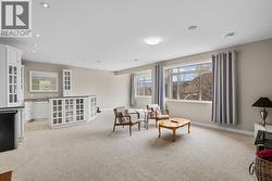 Large family room with kitchenette - 