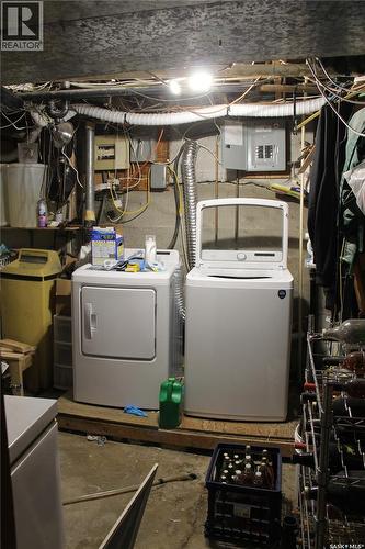 3205 Whitmore Avenue, Regina, SK - Indoor Photo Showing Laundry Room