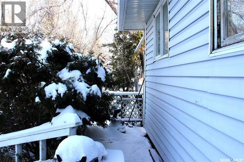 3205 Whitmore Avenue, Regina, SK - Outdoor