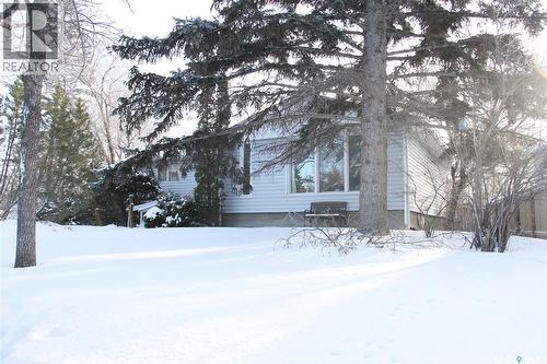 3205 Whitmore Avenue, Regina, SK - Outdoor