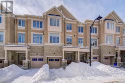 22 THOMAS HOPE LANE  Markham, ON L3S 0E9